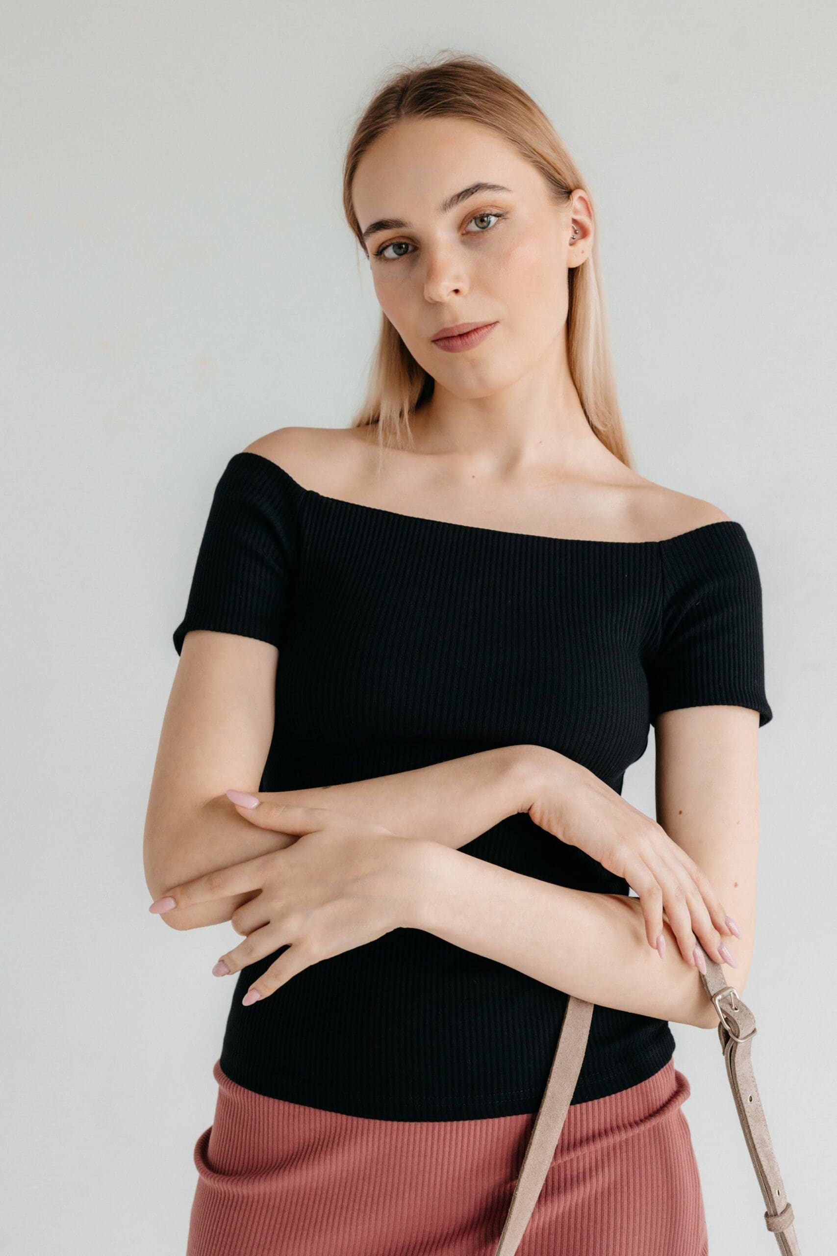 bluzka z odkrytymi ramionami