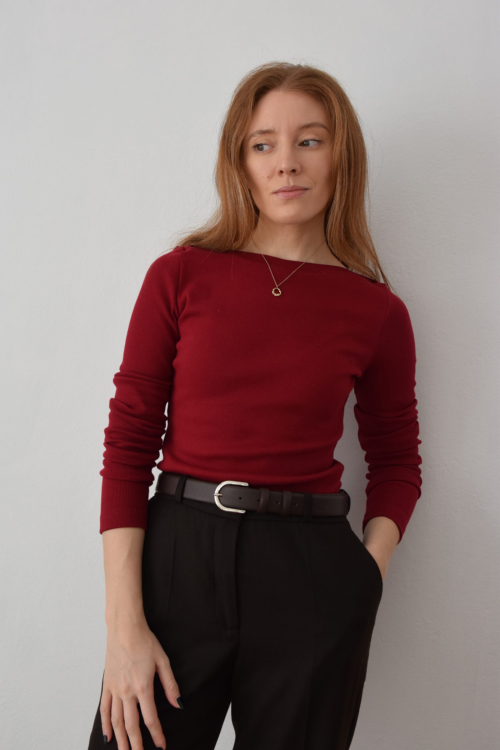 Bluzka longsleeve z dekoltem w łódkę | LYDIA