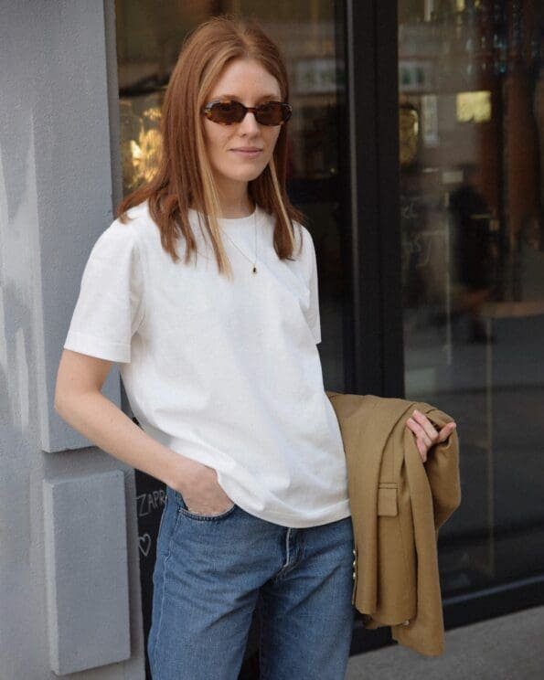 T-shirt z heavy jersey z wysokim dekoltem  | LOU