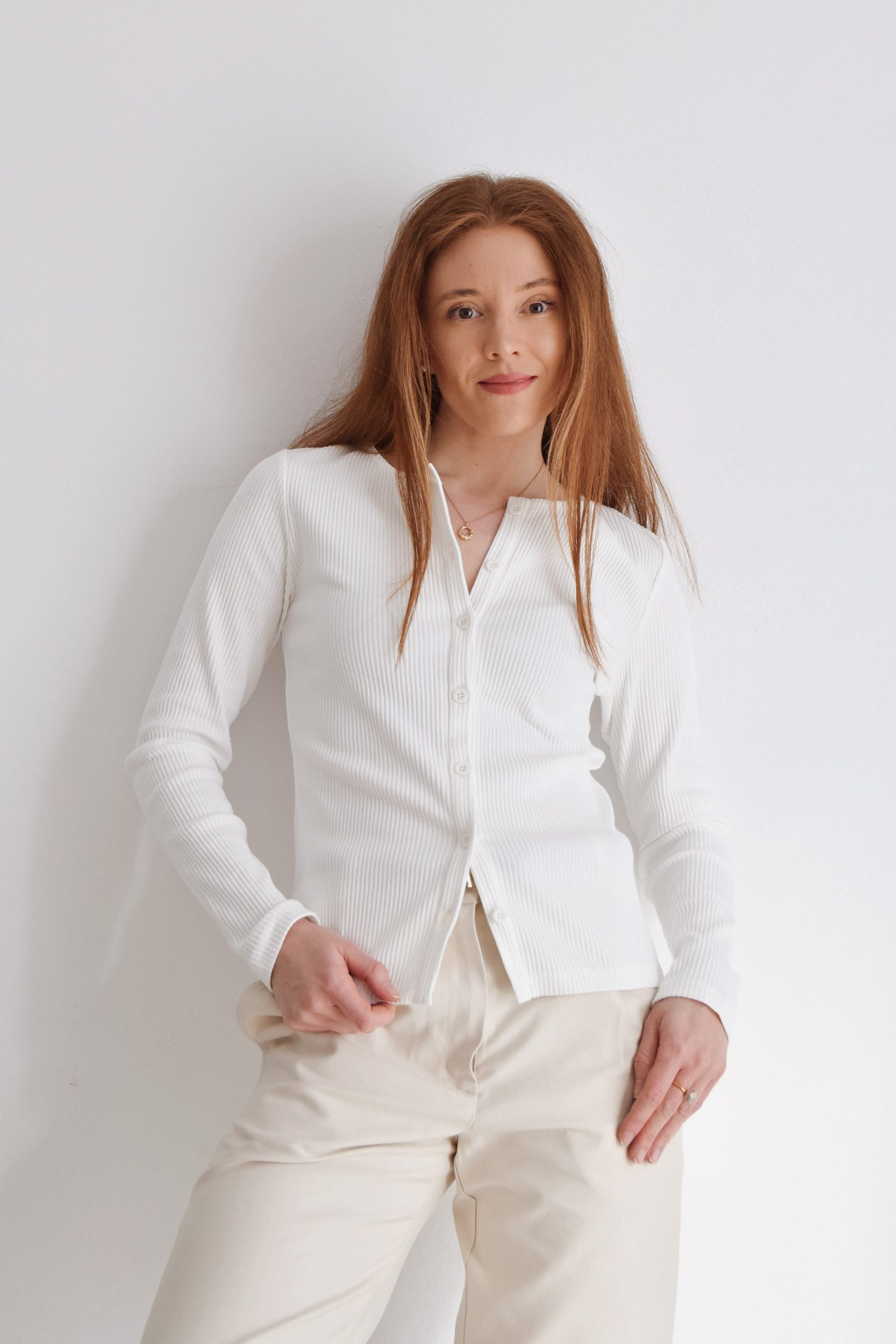 Bluzka longsleeve zapinana na guziki | ADRIANNE