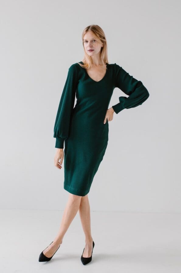 Sukienka v-neck z bufiastym rękawem | ARLETTE