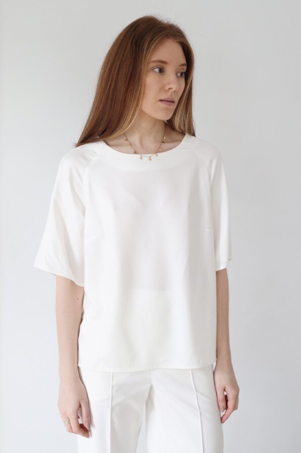 Bluzka kubełkowa z rękawkiem raglanowym | AMBER