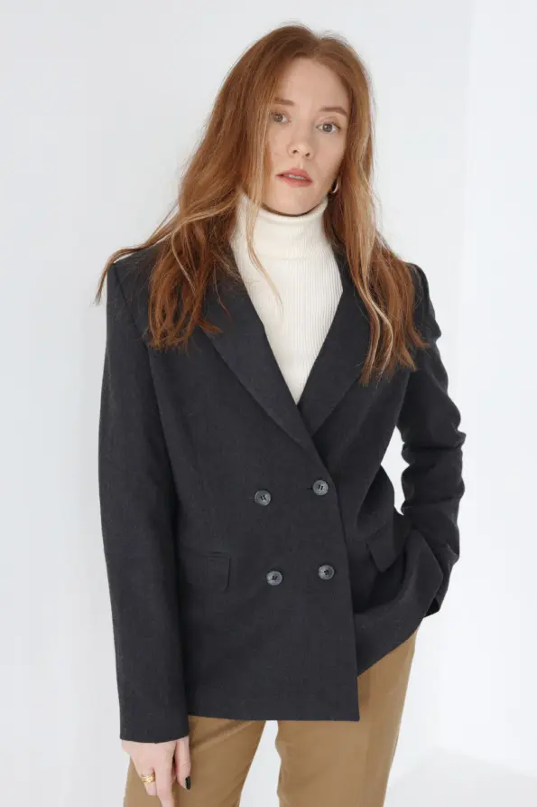 Marynarka dwurzędowa z wełny merino | MAEVE